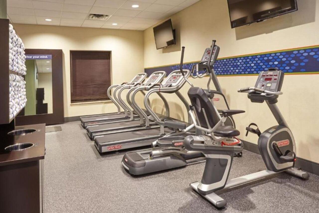 Hampton Inn & Suites Milwaukee/Franklin Franklin  Buitenkant foto