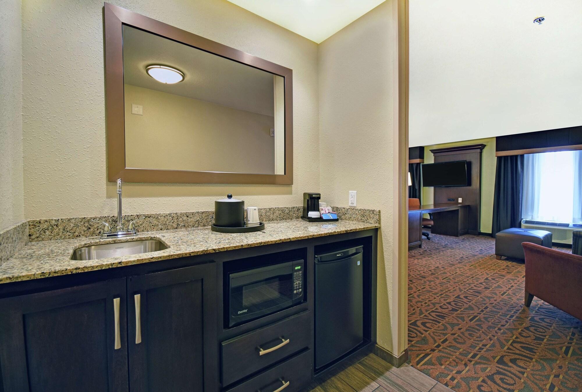 Hampton Inn & Suites Milwaukee/Franklin Franklin  Buitenkant foto